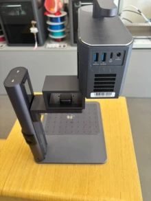 laser engraver with electric stand - Photo of the actual product