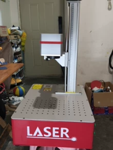 Nine-code 30W laser marking machine Optical fiber metal engr - Photo taken in person