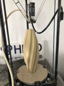 Clay 3D printer rental. The actual price of the machine is 3 - Photo taken in person