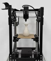 Porcelain 3D printer, multi-material, supports pottery clay, - Photo taken in person