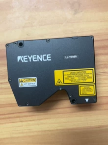 KEYENCE LJ-V7060 laser profile scanner, original and authent - Photo taken in person